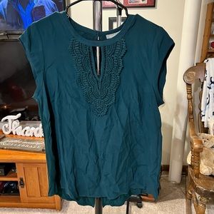 NWT Daniel Rainn top